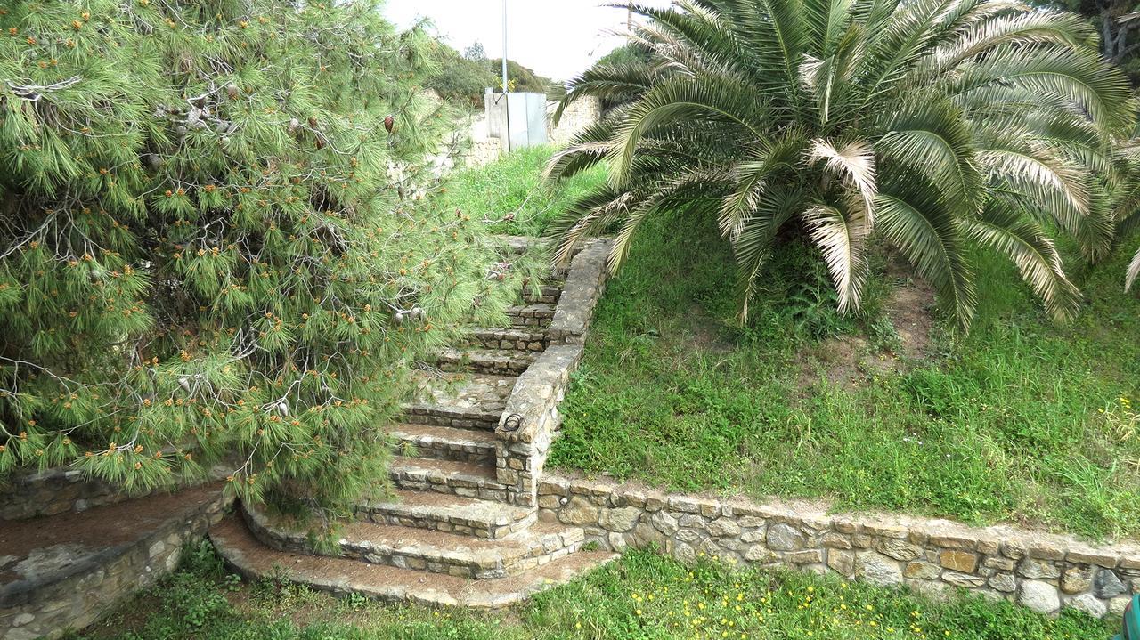 Villa Louise, Trani Ammouda #Feelslikehome Ormos Panagias Exterior foto